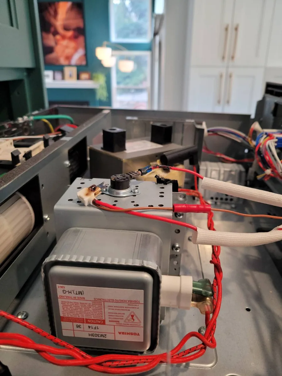 Magnetron inside a Bosch microwave speed oven