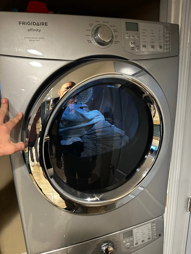 Front-load Frigidaire dryer with a door that would not close