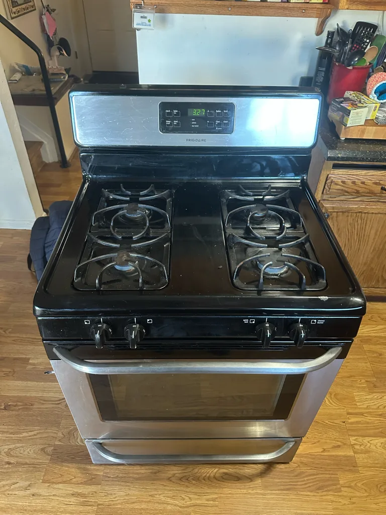 Frigidaire gas range that needed a new burner gas valve