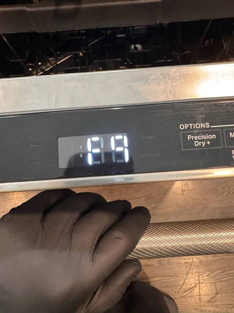 JennAir dishwasher display showing a fault code