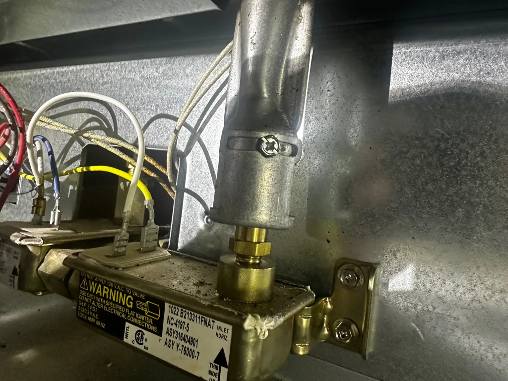 Gas safety valve and igniter wiring under a Kenmore oven