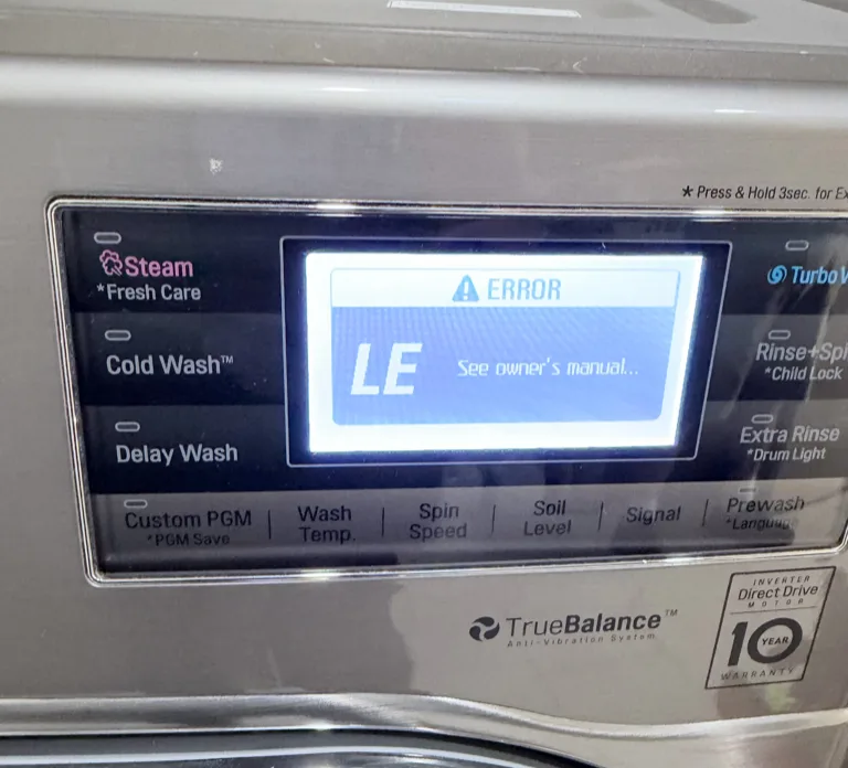 LG front-load washer display showing the LE error code